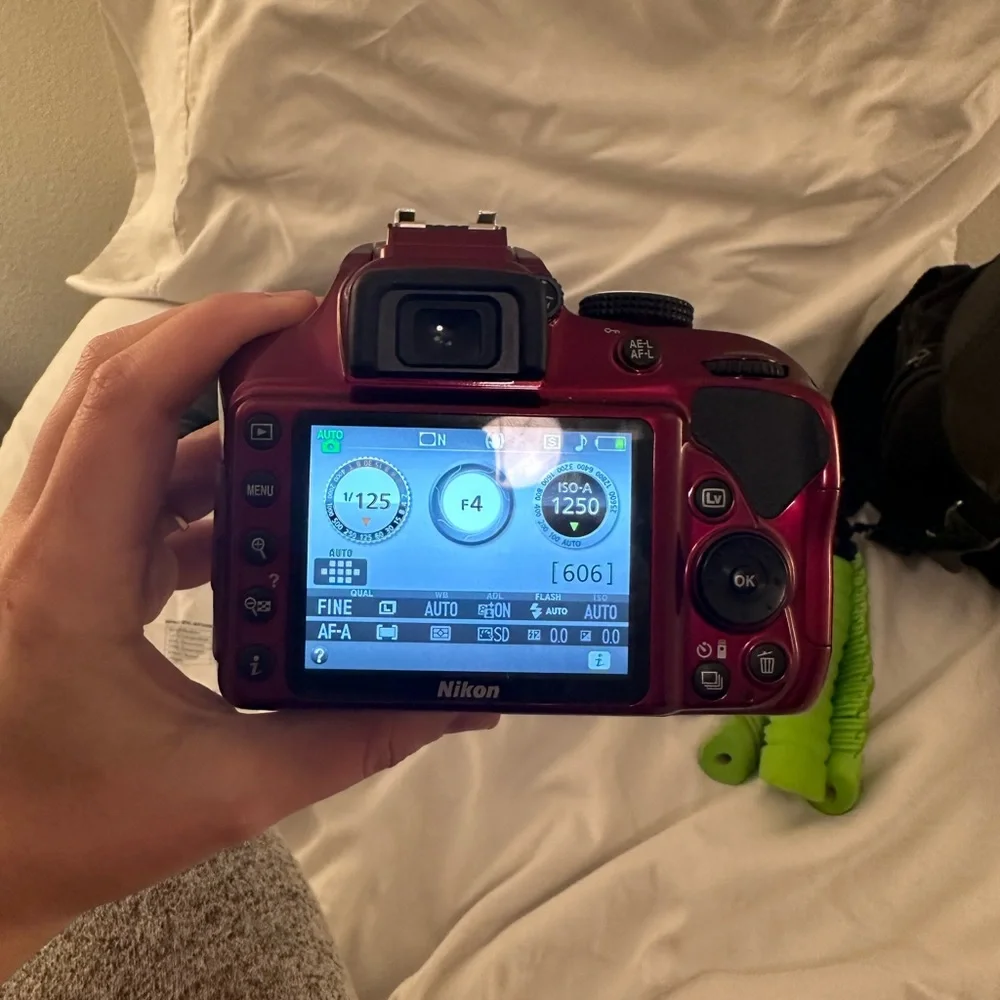 Hardly used Nikon d3400,no issues/damage at all. Great deal, & great 1st camera